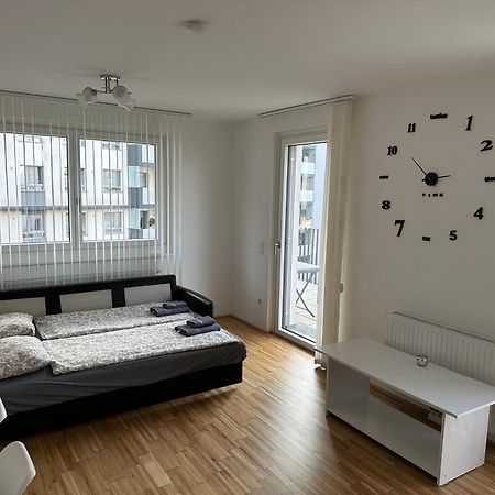 וינה Hauptbahnhof Ferienwohnung Am Park מראה חיצוני תמונה