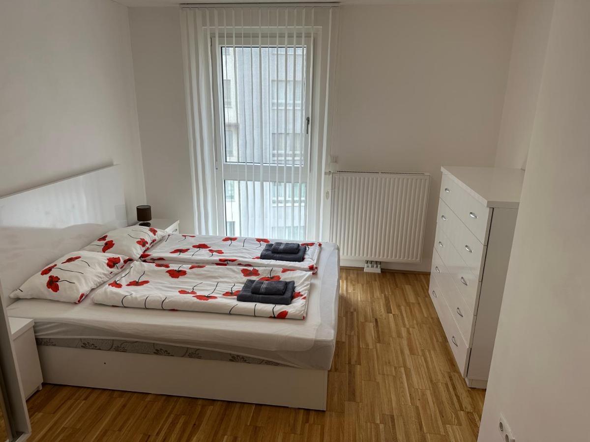 וינה Hauptbahnhof Ferienwohnung Am Park מראה חיצוני תמונה