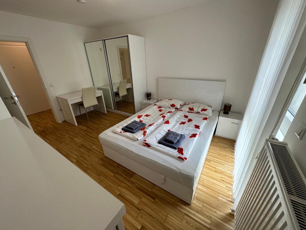 וינה Hauptbahnhof Ferienwohnung Am Park מראה חיצוני תמונה