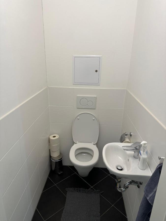 וינה Hauptbahnhof Ferienwohnung Am Park מראה חיצוני תמונה